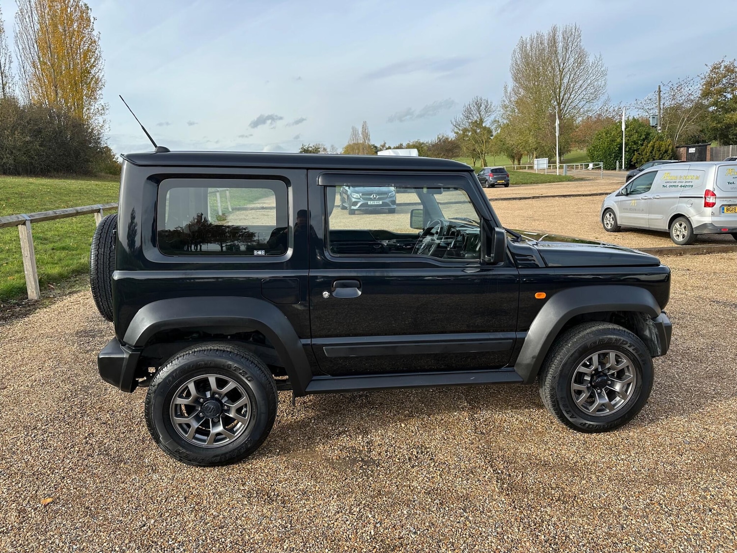 Used Suzuki Jimny 2023 for sale - 76995309: Photo 7