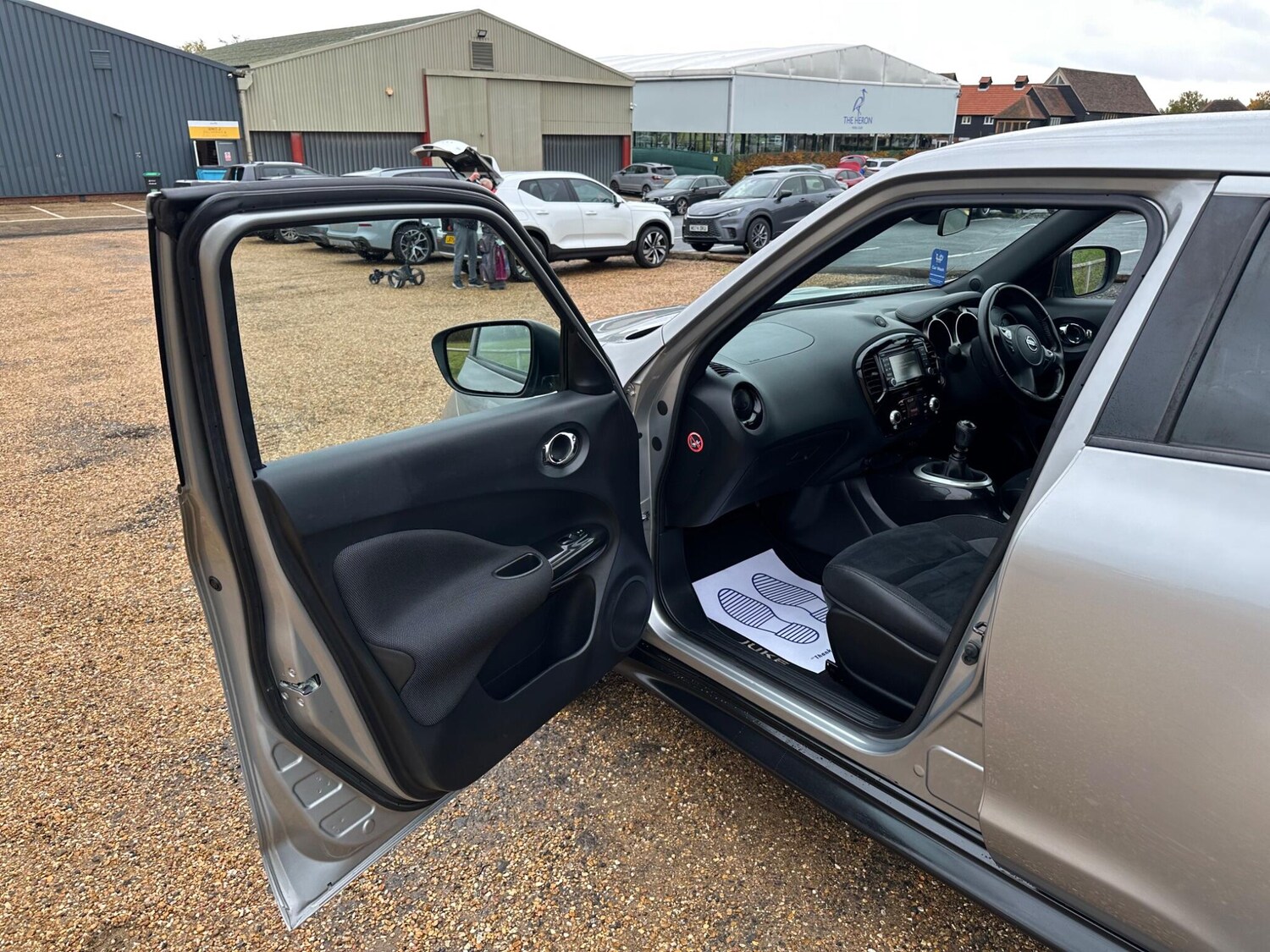 Used Nissan Juke 2017 for sale - 76389323: Photo 17