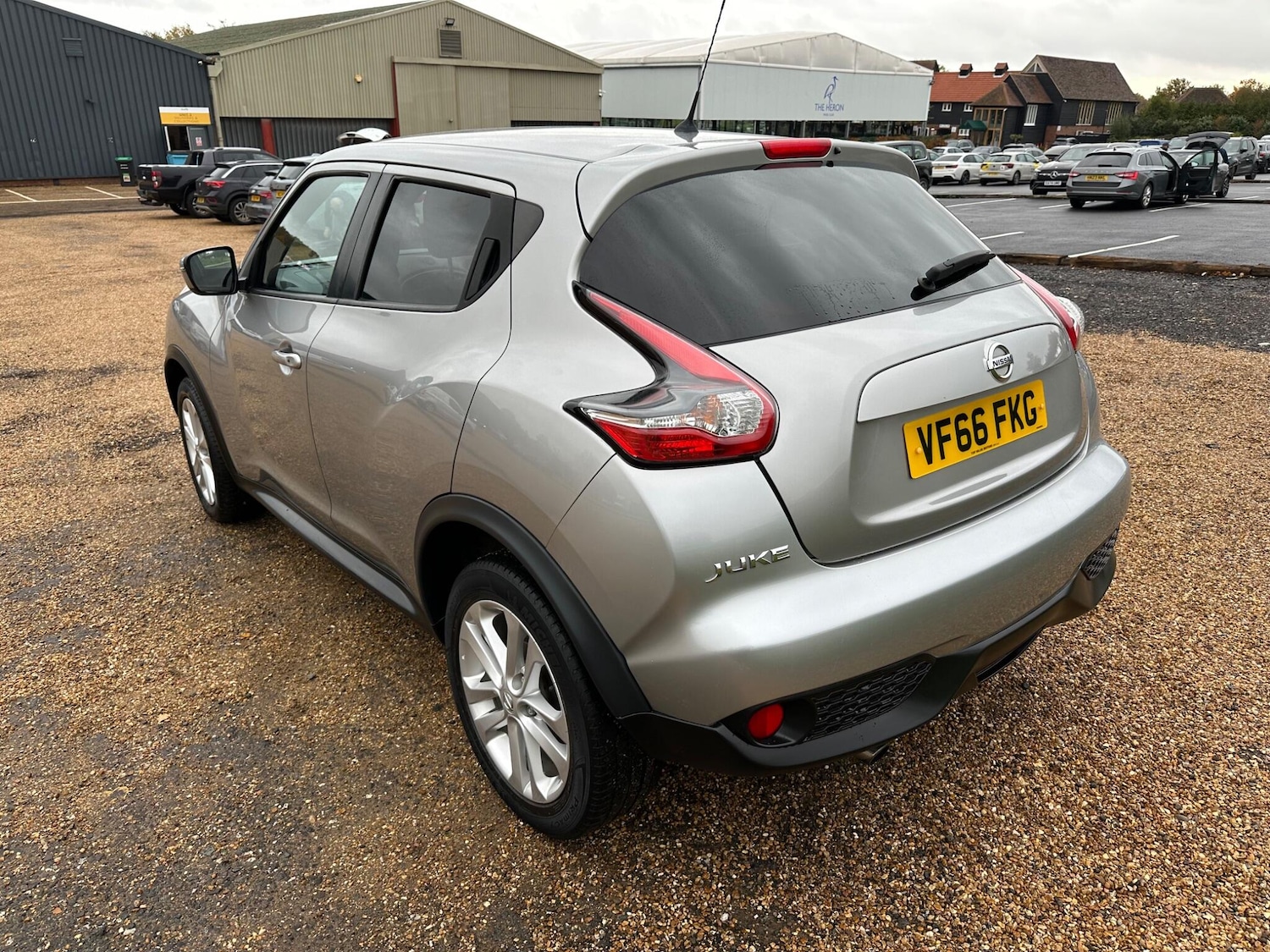 Used Nissan Juke 2017 for sale - 76389323: Photo 4