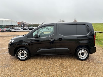 Used Citroen Berlingo 2023 for sale - 79388121: Photo