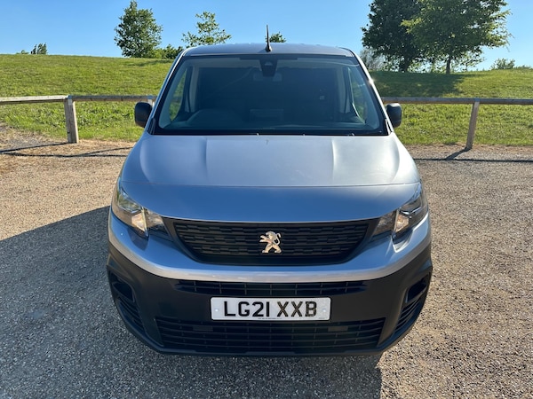 Used Peugeot Partner 2021 for sale - 74631660: Photo 2
