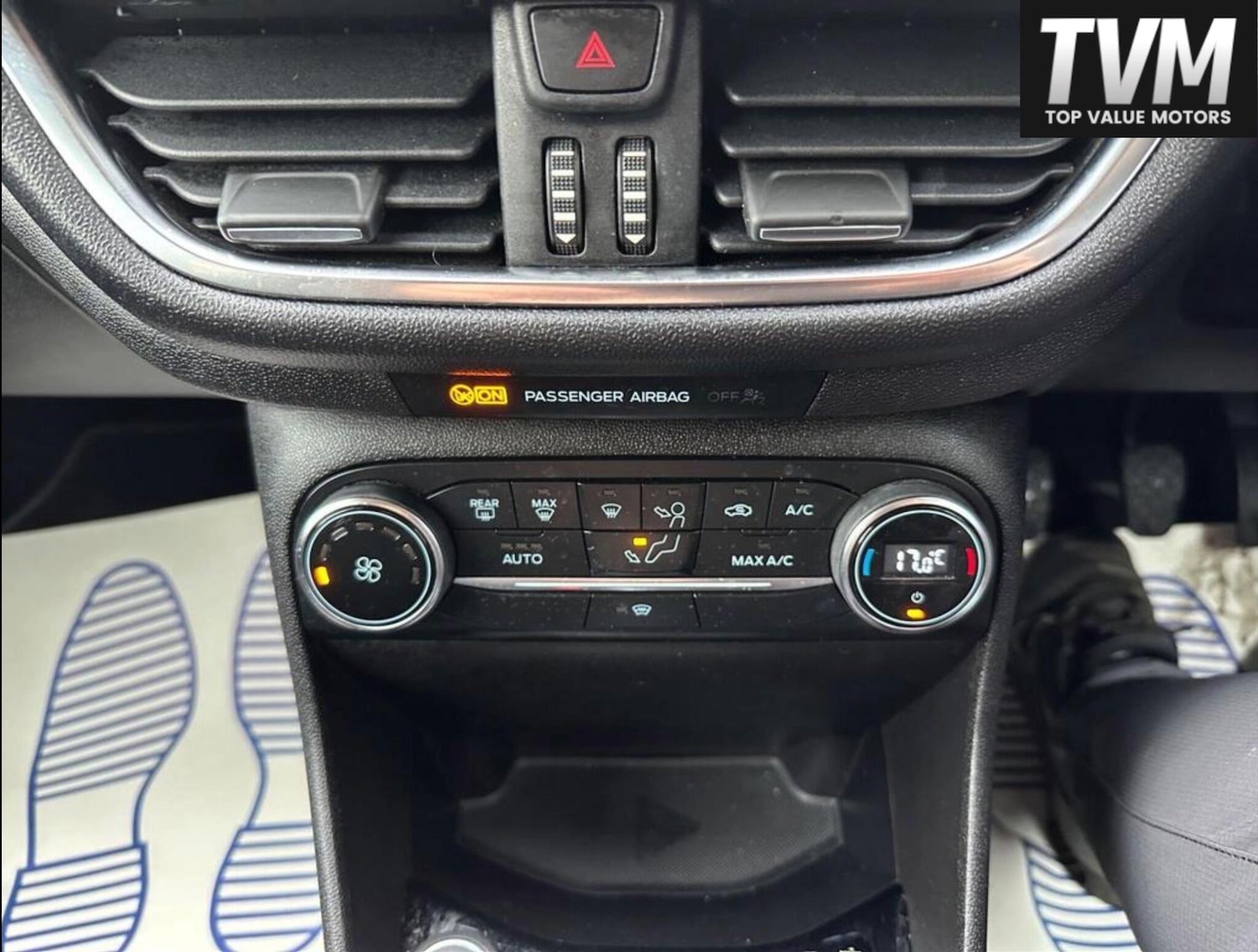 Used Ford Fiesta 2017 for sale - 76993645: Photo 9