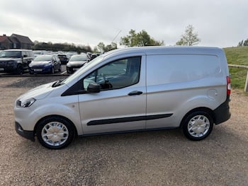 Used Ford Transit Courier 2023 for sale - 79651145: Photo