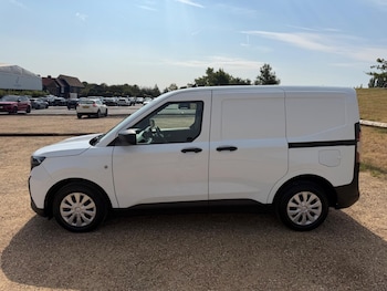 Used Ford Transit Courier 2024 for sale - 79401439: Photo