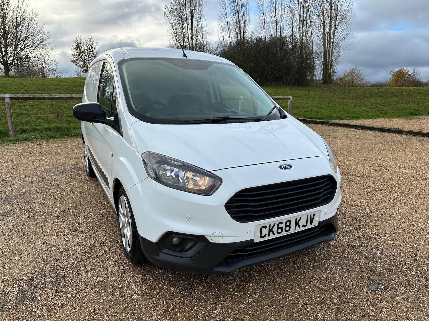 Used Ford Transit Courier 2018 for sale - 76633896: Photo 1