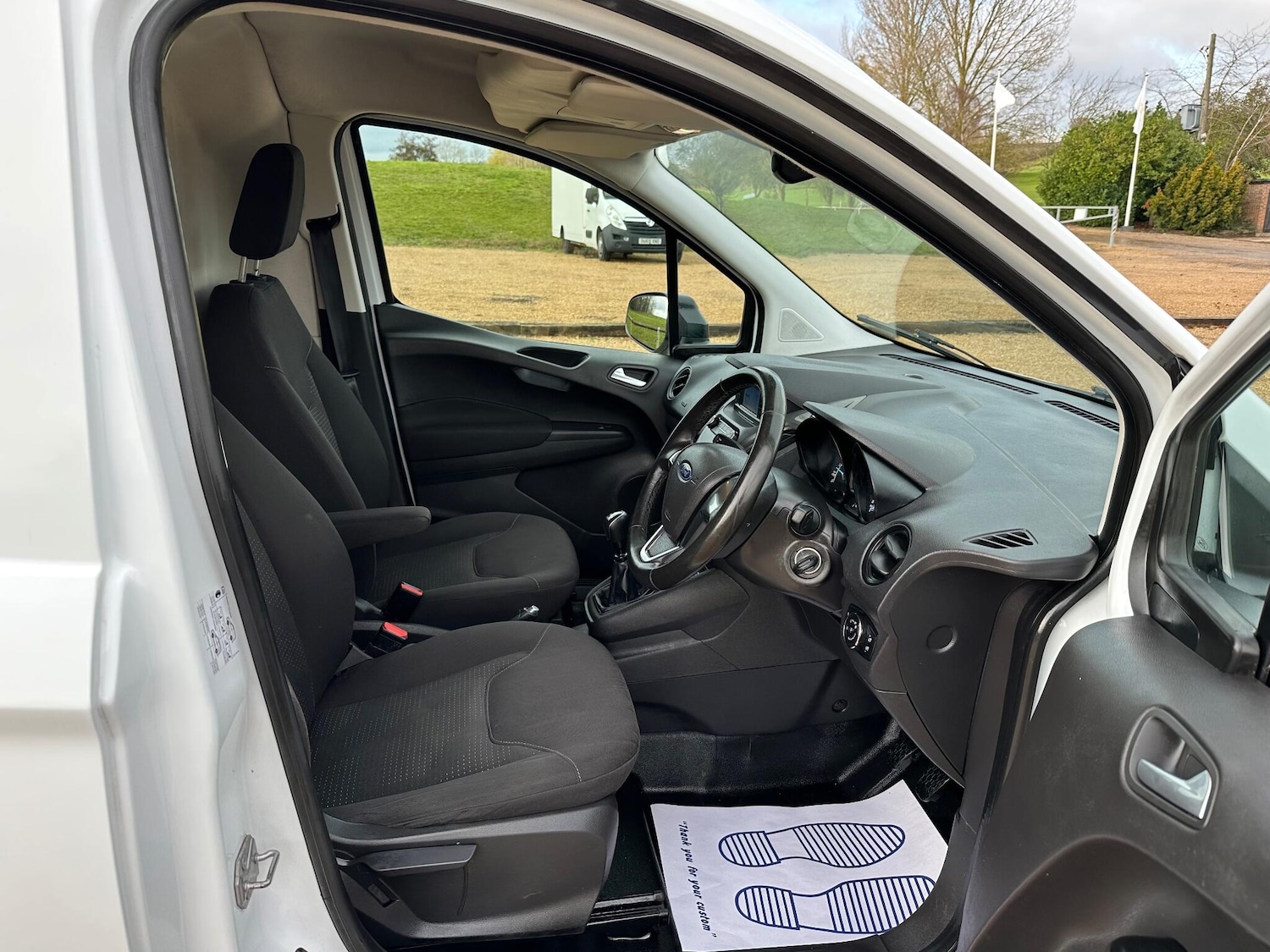 Used Ford Transit Courier 2018 for sale - 76633896: Photo 3