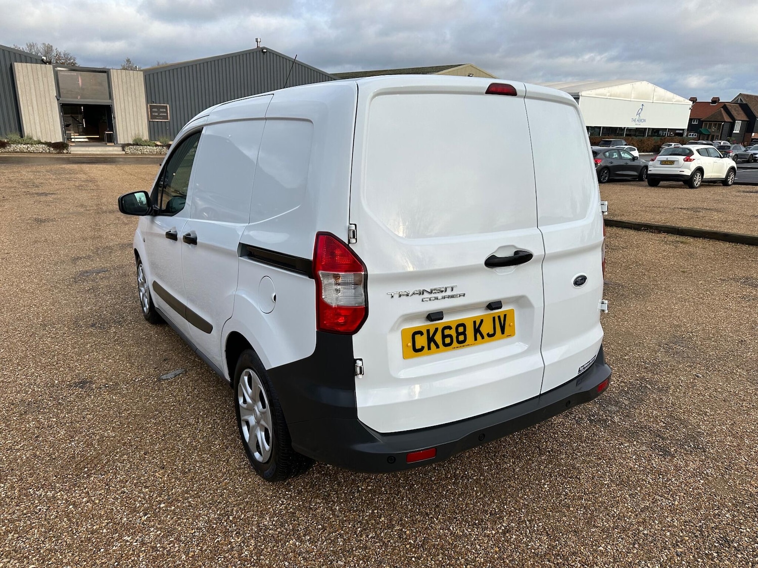 Used Ford Transit Courier 2018 for sale - 76633896: Photo 8