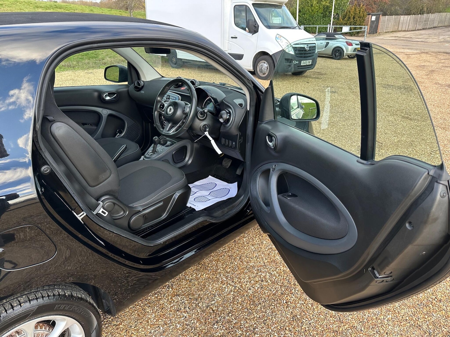 Used smart fortwo 2017 for sale - 76976551: Photo 17