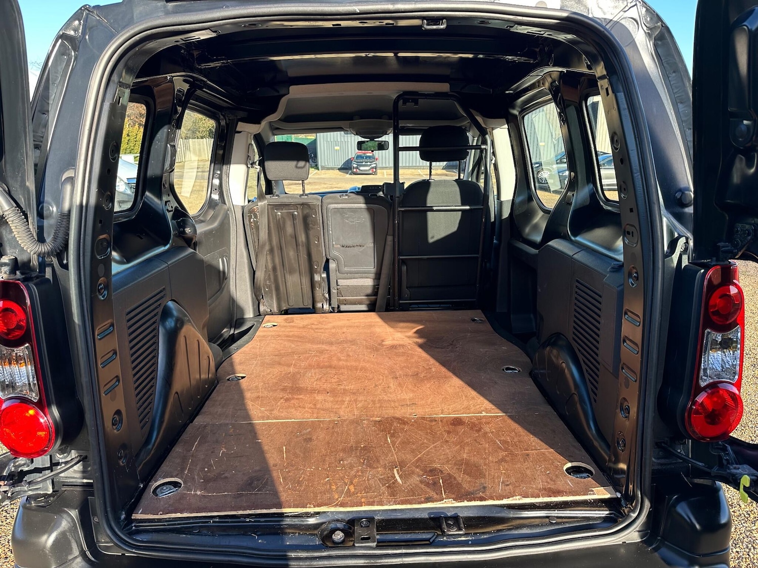 Used Citroen Berlingo 2018 for sale - 76942369: Photo 16