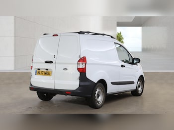 Used Ford Transit Courier 2017 for sale - 78388073: Photo