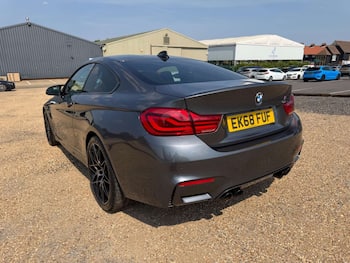 Used BMW M4 2018 for sale - 79651114: Photo
