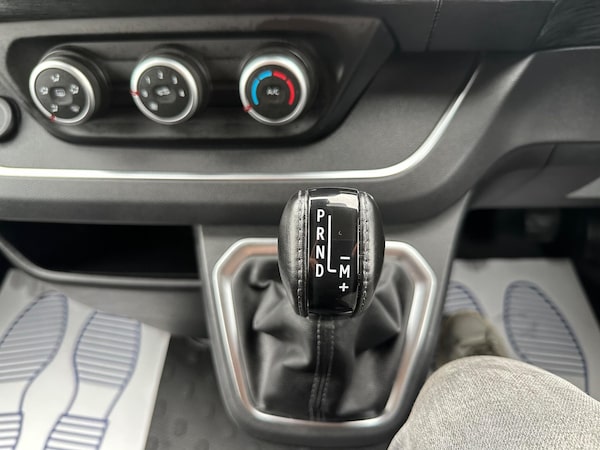Used Renault Trafic 2023 for sale - 76152144: Photo 11