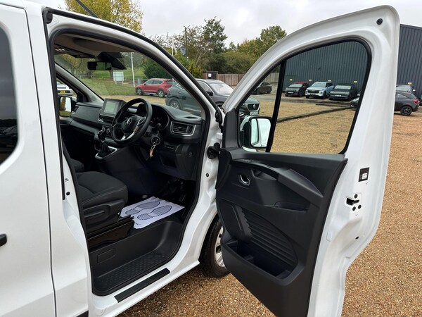 Used Renault Trafic 2023 for sale - 76152144: Photo 21