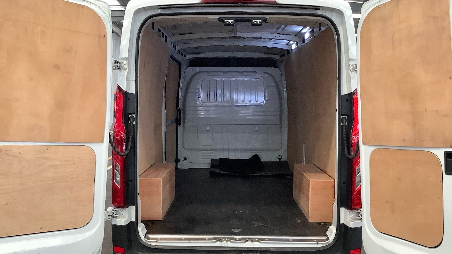 Used Maxus Deliver 9 2024 for sale - 77564895: Photo 3