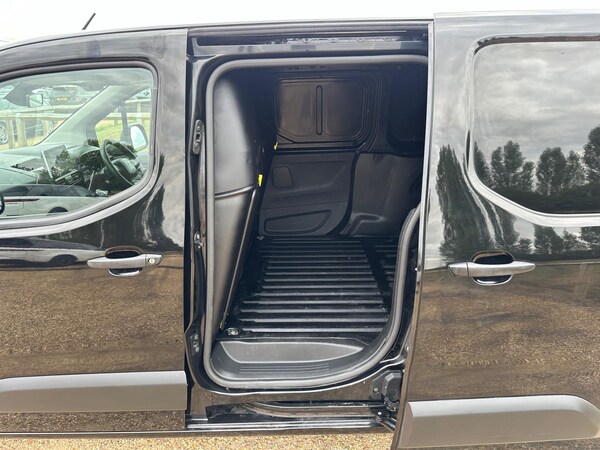 Used Toyota ProAce 2021 for sale - 72153428: Photo 15