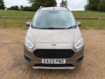Used Ford Transit Courier 2023 for sale - 79651123: Photo