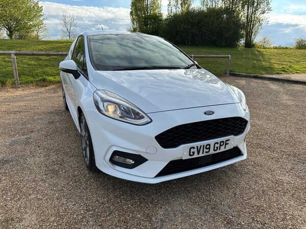 Used Ford Fiesta Van 2019 for sale - 74442216: Photo 1