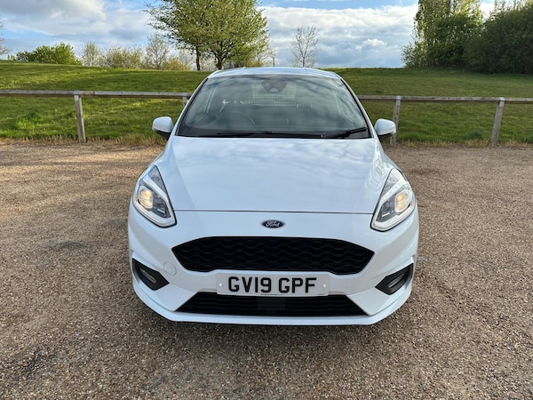 Used Ford Fiesta Van 2019 for sale - 74442216: Photo 2