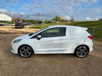Used Ford Fiesta Van 2019 for sale - 74442216: Photo