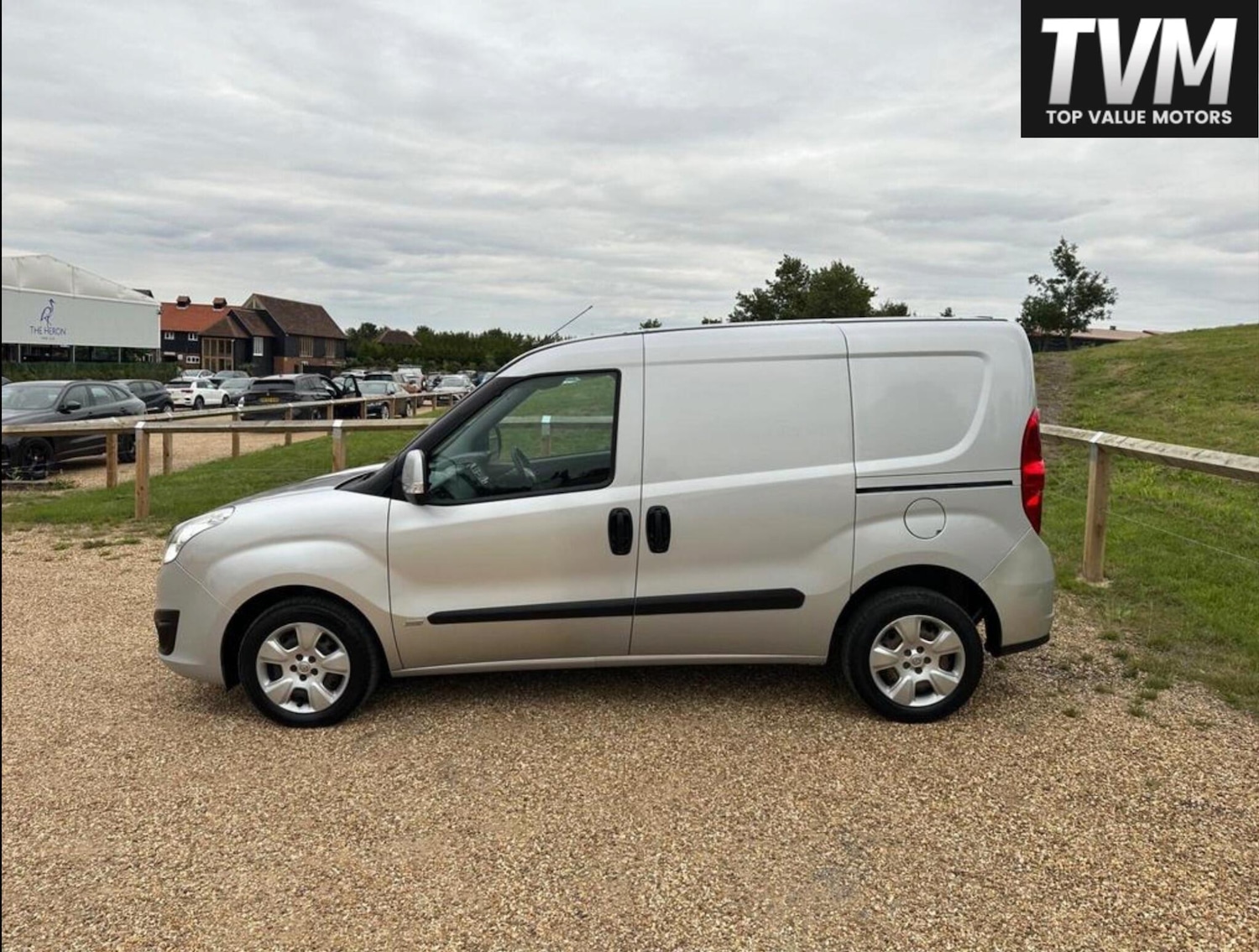 Used Vauxhall Combo for sale - 76997116: Photo 4