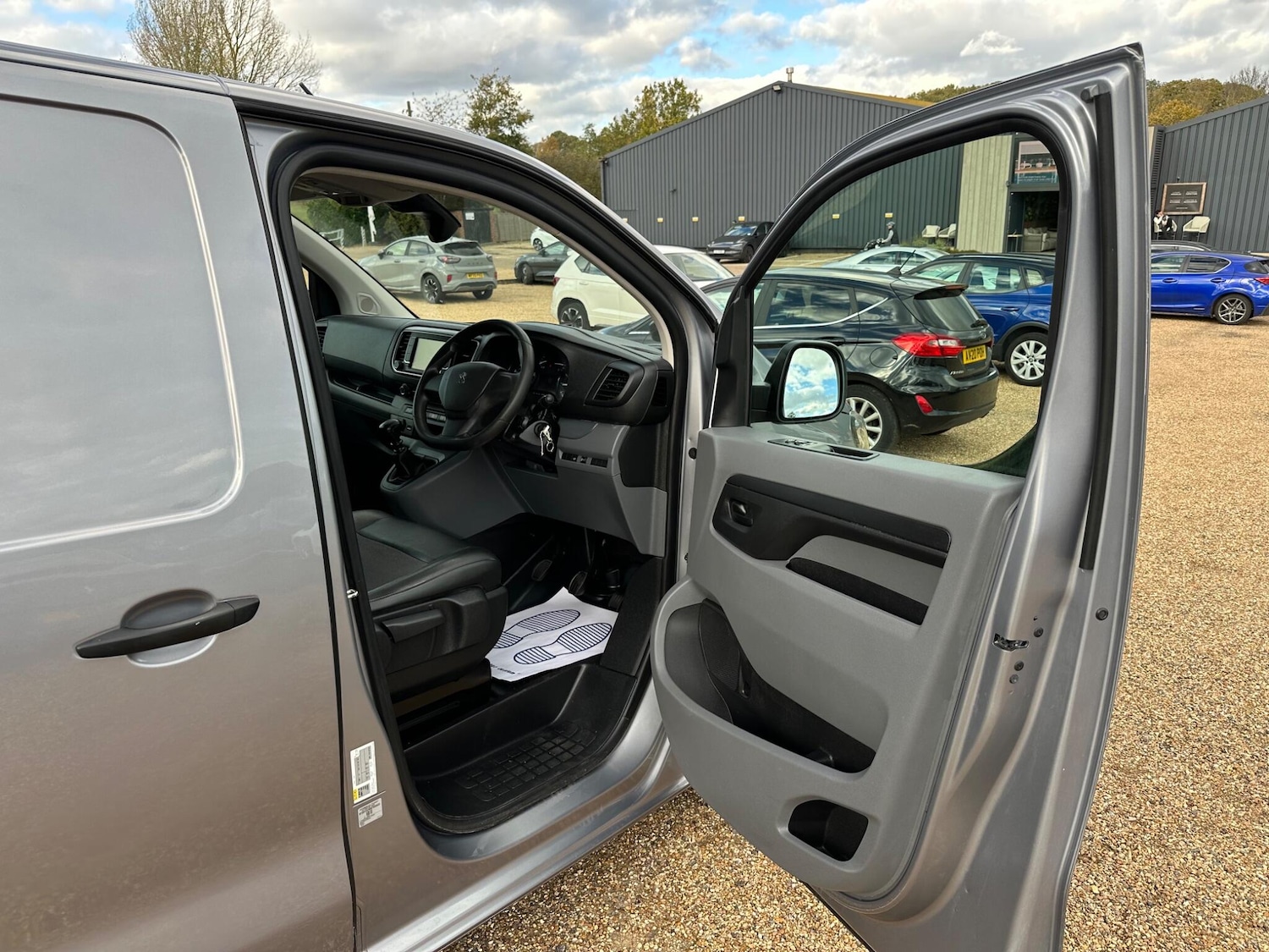 Used Peugeot Expert 2021 for sale - 76159222: Photo 15