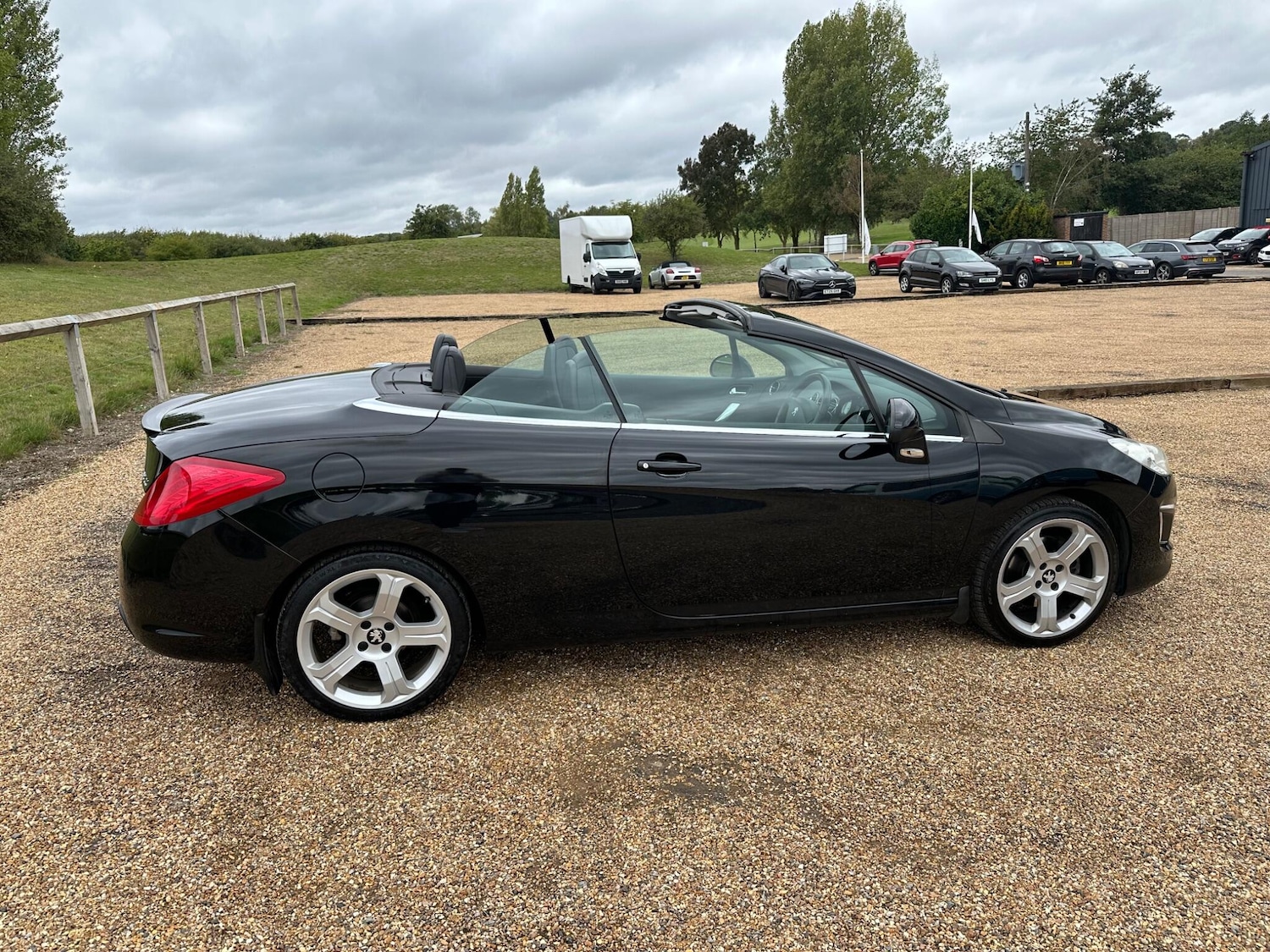 Used Peugeot 308 2012 for sale - 76990093: Photo 14