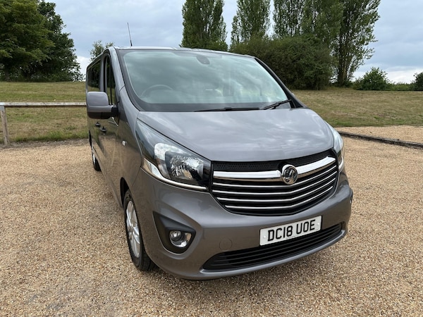 Used Vauxhall Vivaro 2018 for sale - 75415613: Photo 1