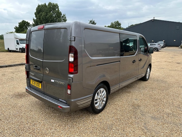 Used Vauxhall Vivaro 2018 for sale - 75415613: Photo 8