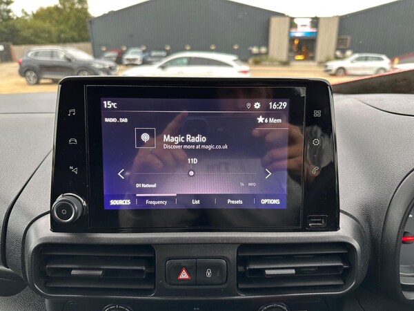 Used Vauxhall Combo 2022 for sale - 76159132: Photo 15