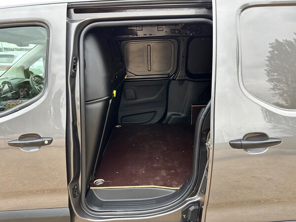 Used Vauxhall Combo 2022 for sale - 76159132: Photo 17