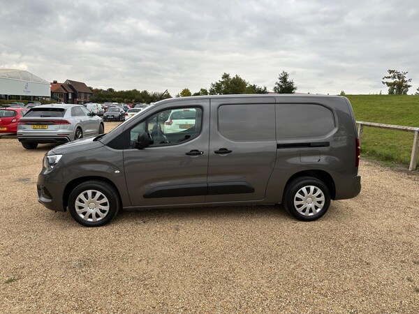 Used Vauxhall Combo 2022 for sale - 76159132: Photo 2