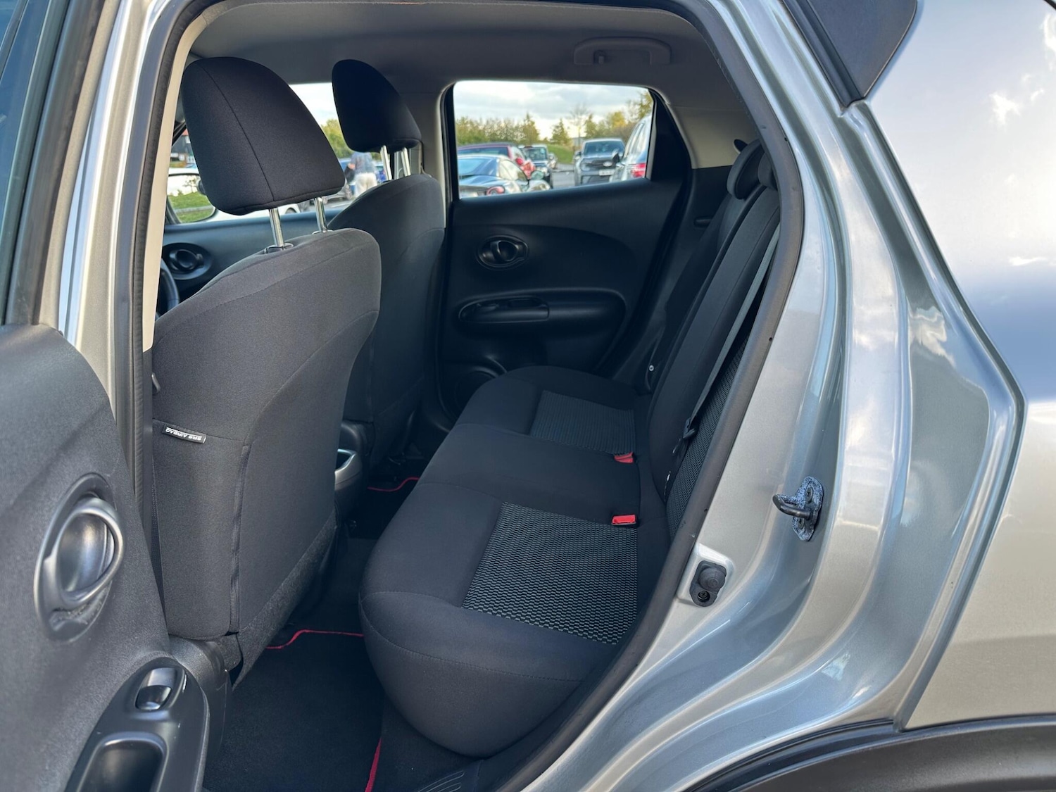 Used Nissan Juke 2015 for sale - 76360951: Photo 11