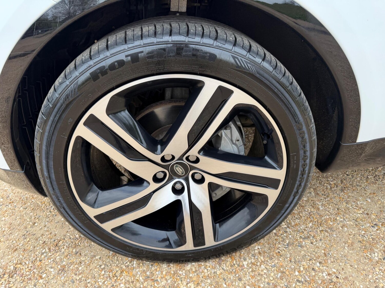 Used Land Rover Discovery 2023 for sale - 78185222: Photo 17