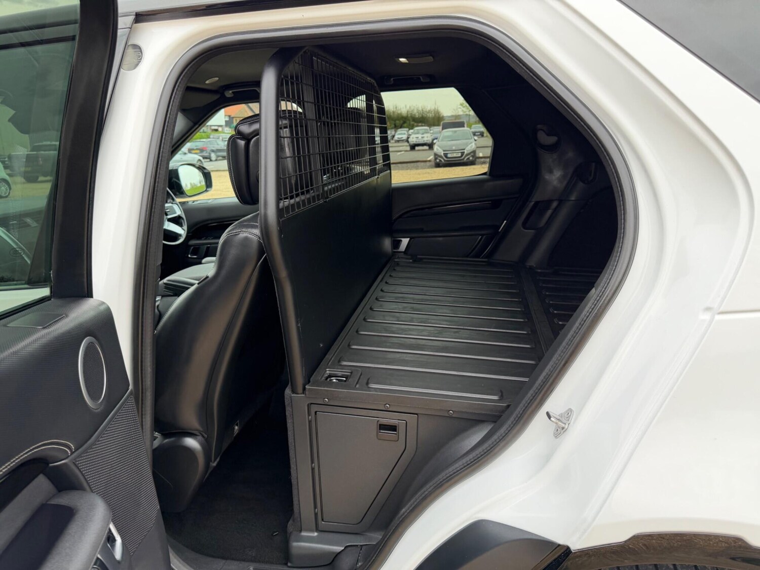 Used Land Rover Discovery 2023 for sale - 78185222: Photo 26