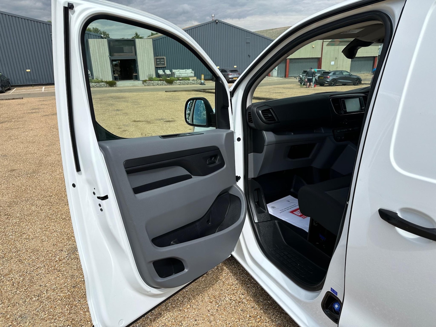 Used Peugeot Expert 2022 for sale - 76988469: Photo 20