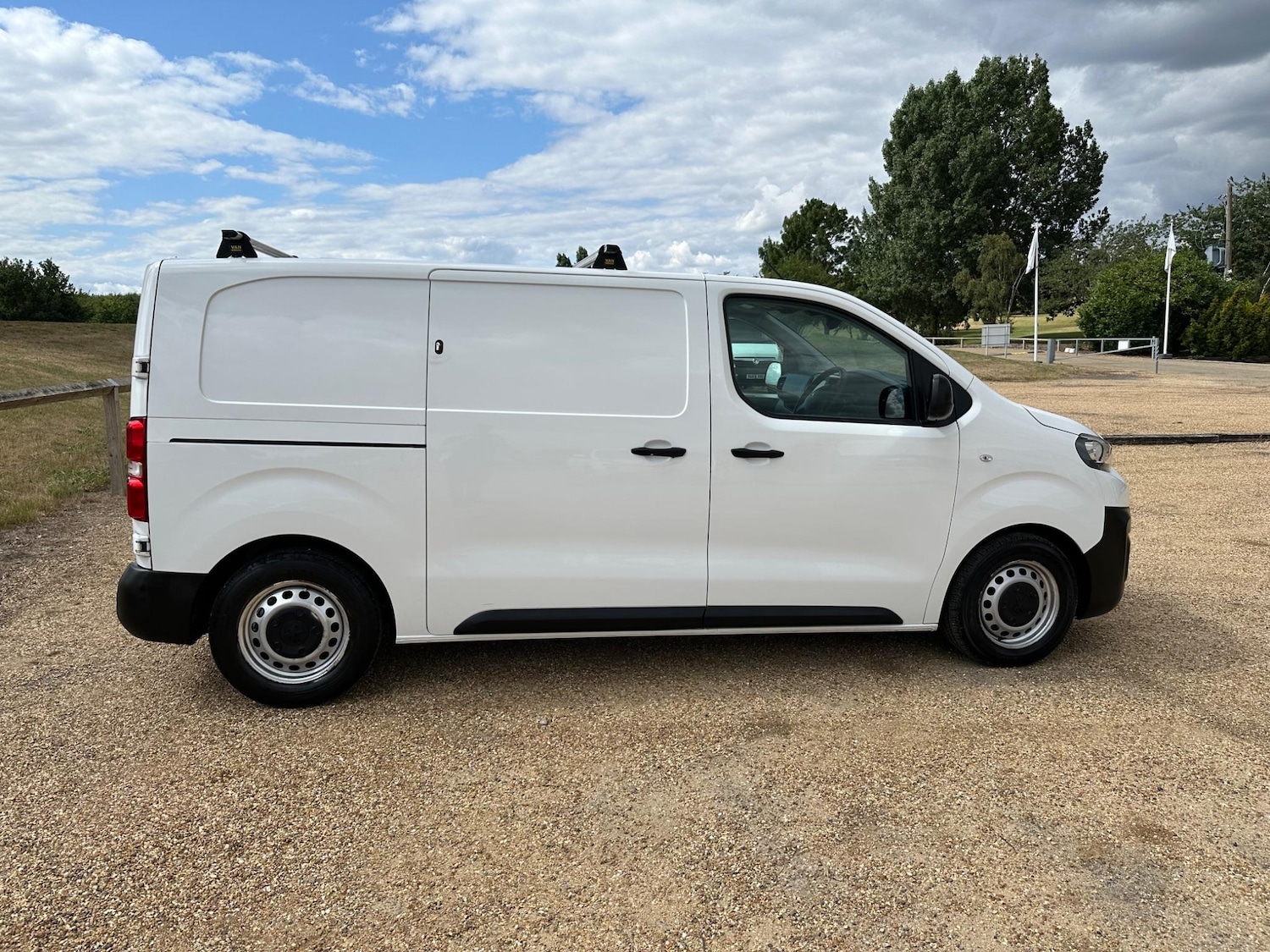 Used Peugeot Expert 2022 for sale - 76988469: Photo 7