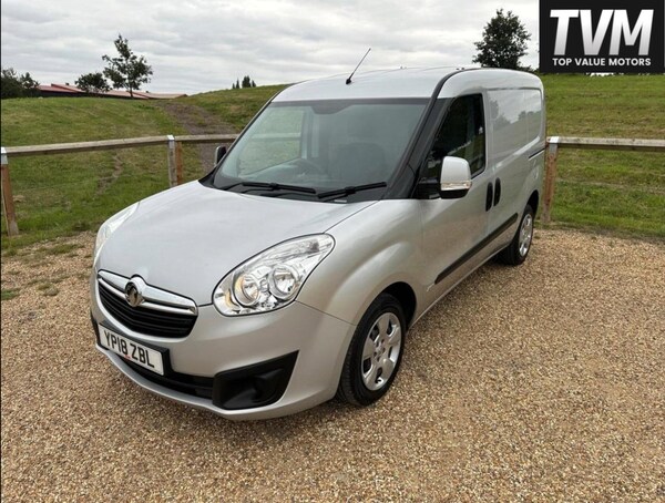 Used Vauxhall Combo 2018 for sale - 75071305: Photo 3