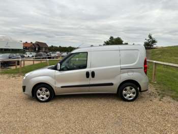 Used Vauxhall Combo 2018 for sale - 75071305: Photo