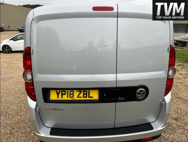 Used Vauxhall Combo 2018 for sale - 75071305: Photo 6