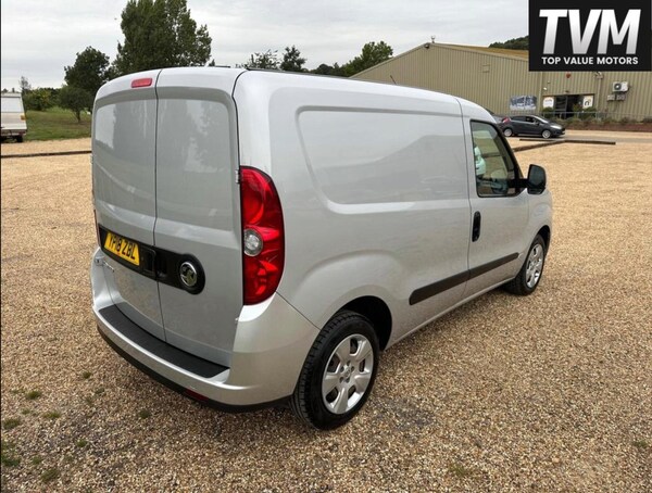 Used Vauxhall Combo 2018 for sale - 75071305: Photo 8