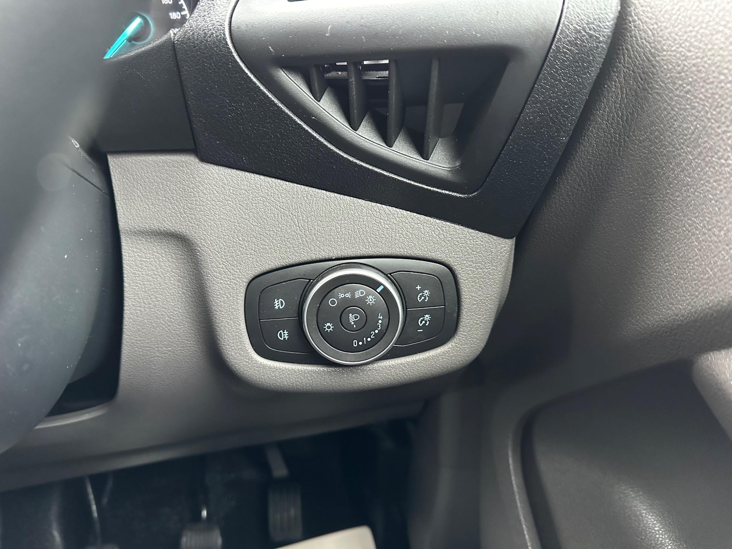 Used Ford Transit Connect 2019 for sale - 76485695: Photo 17