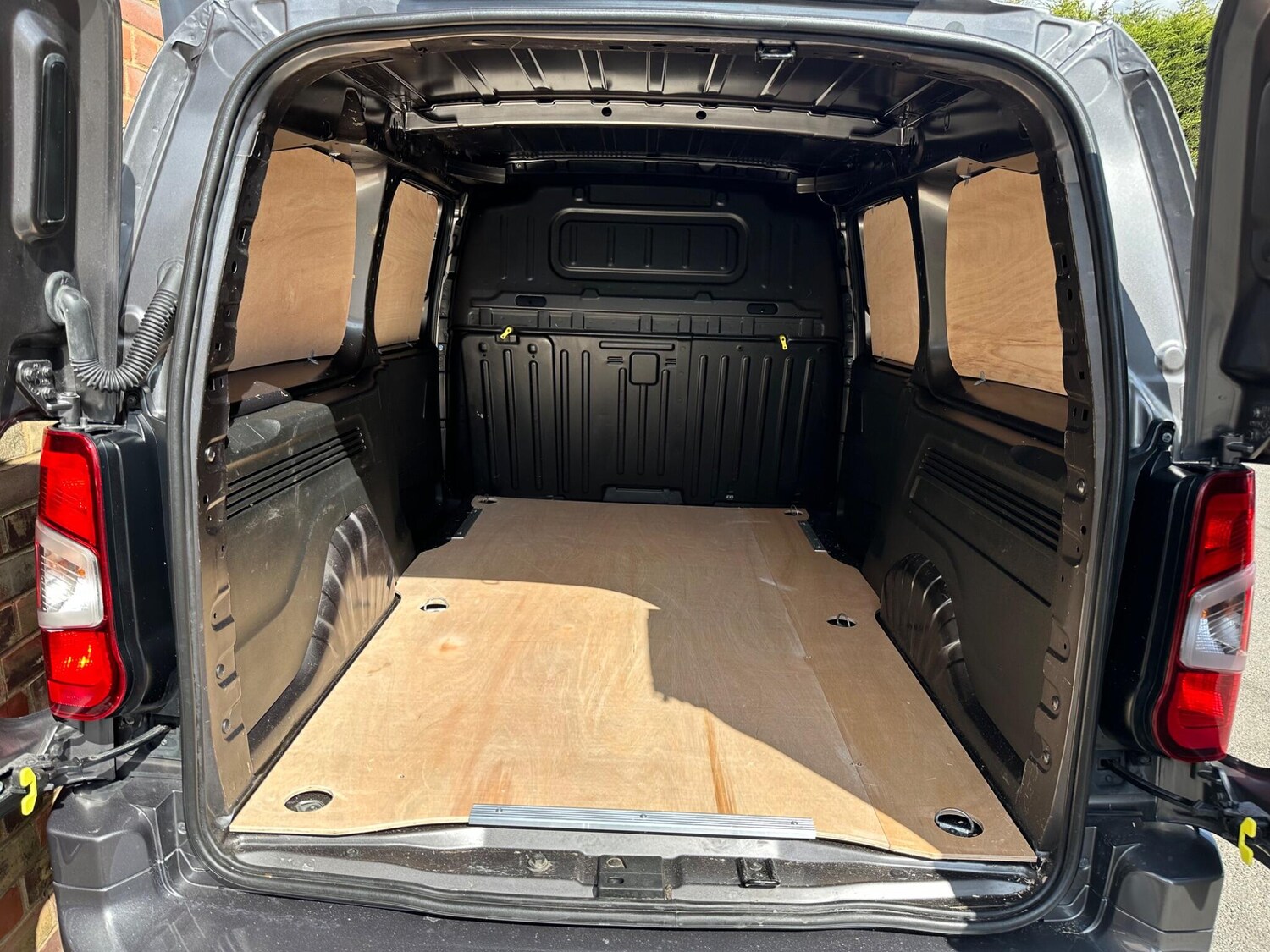 Vehicle 19