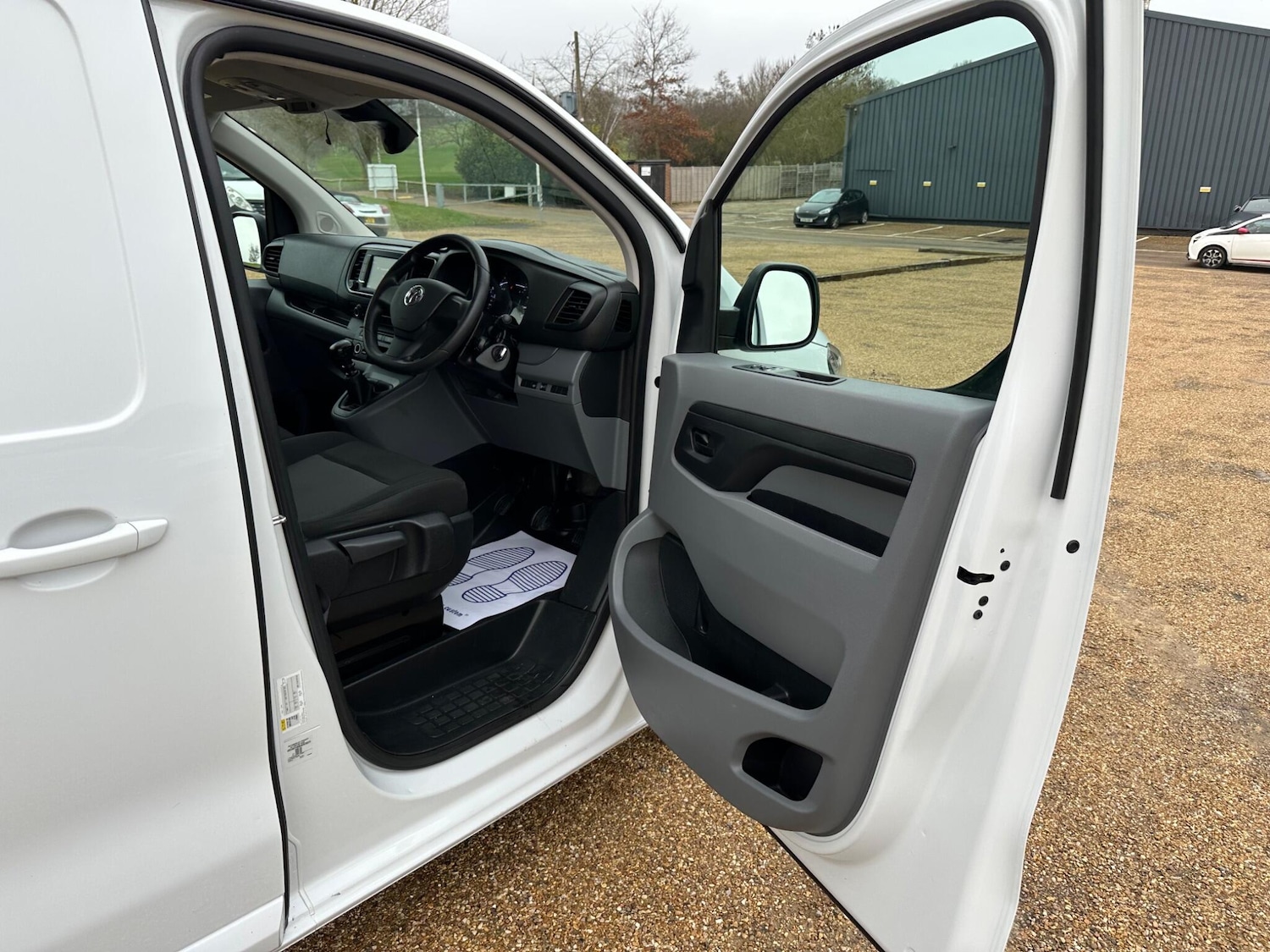 Used Vauxhall Vivaro 2023 for sale - 77396032: Photo 16