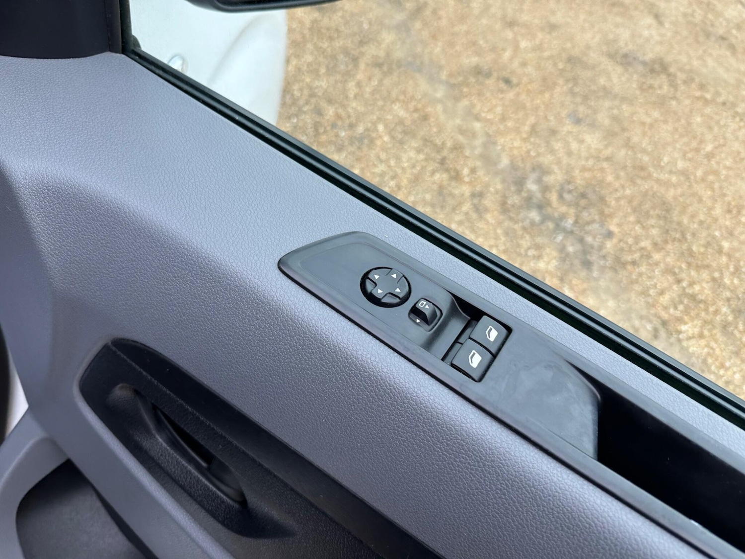 Used Vauxhall Vivaro 2023 for sale - 77396032: Photo 18