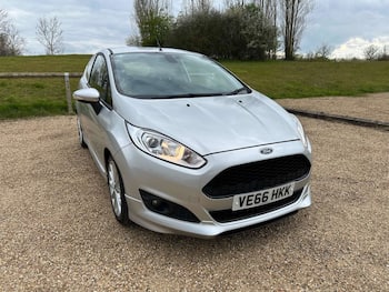 Used Ford Fiesta Van 2016 for sale - 79651171: Photo