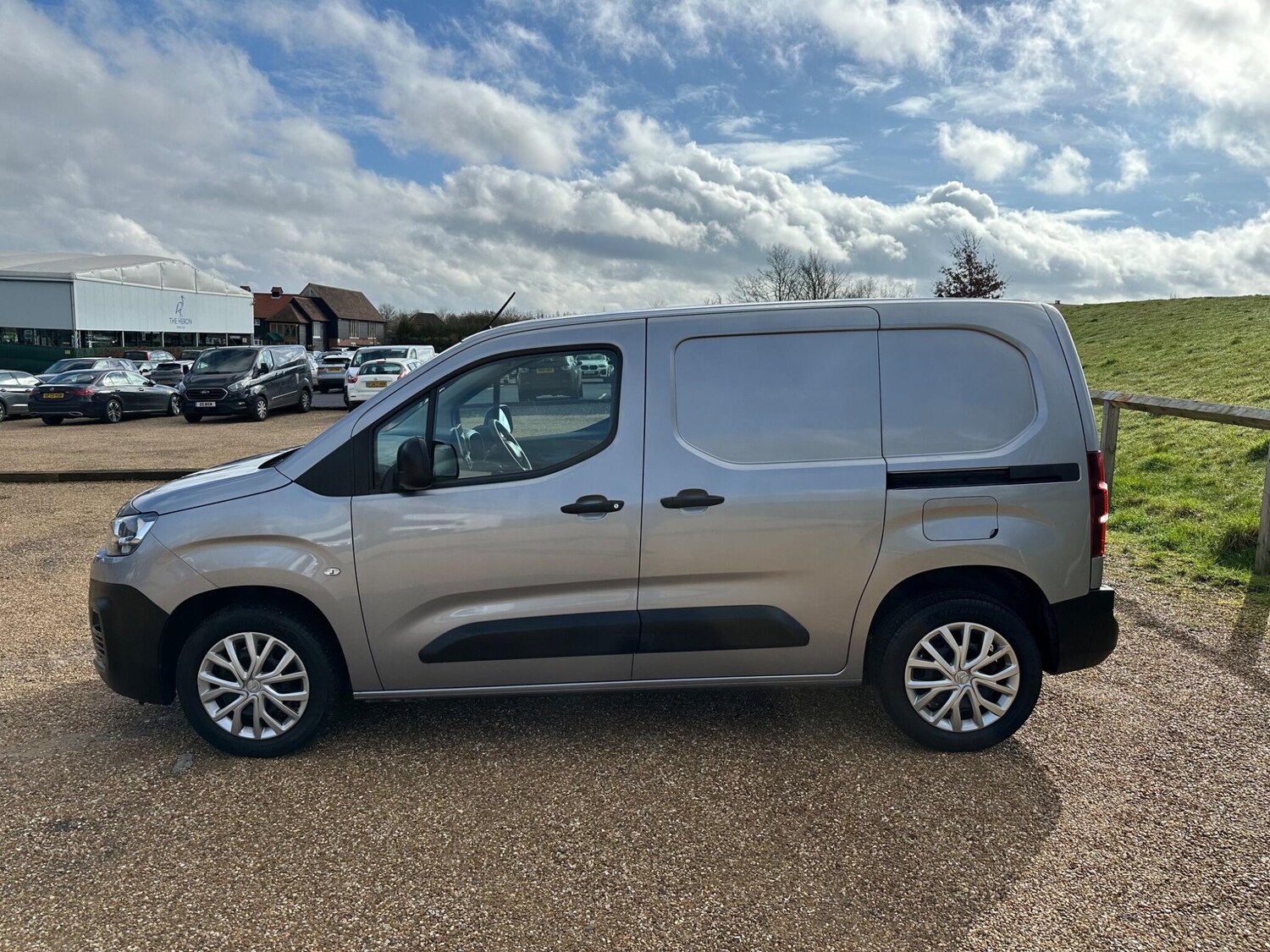 Used Citroen Berlingo 2020 for sale - 77637857: Photo 4