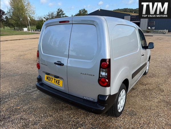 Used Peugeot Partner 2017 for sale - 76159118: Photo 8