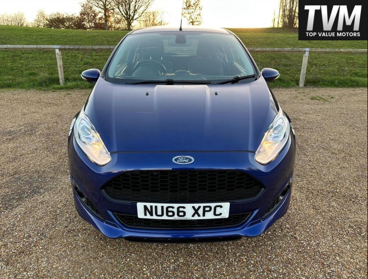 Used Ford Fiesta Van 2016 for sale - 76527948: Photo 2