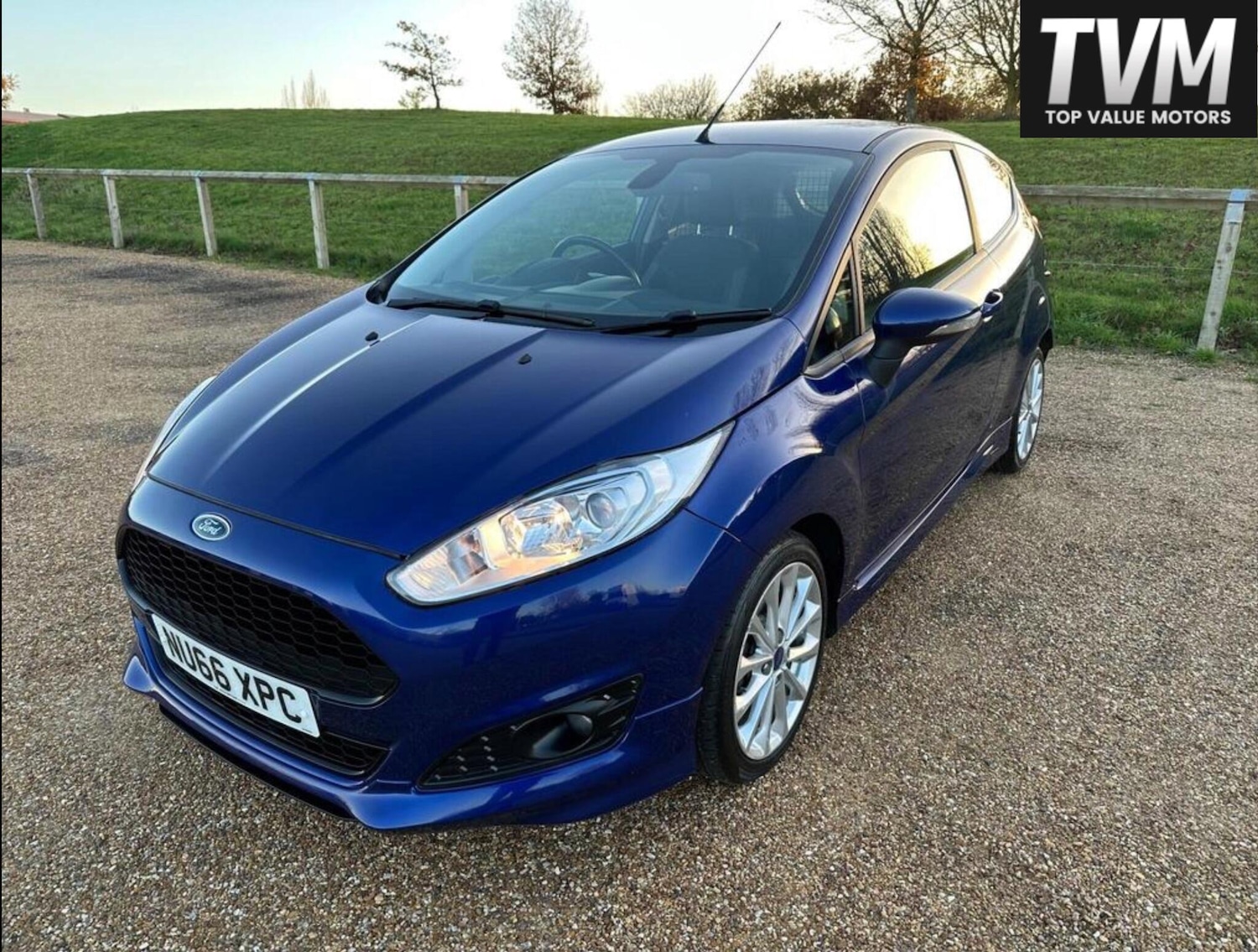 Used Ford Fiesta Van 2016 for sale - 76527948: Photo 3