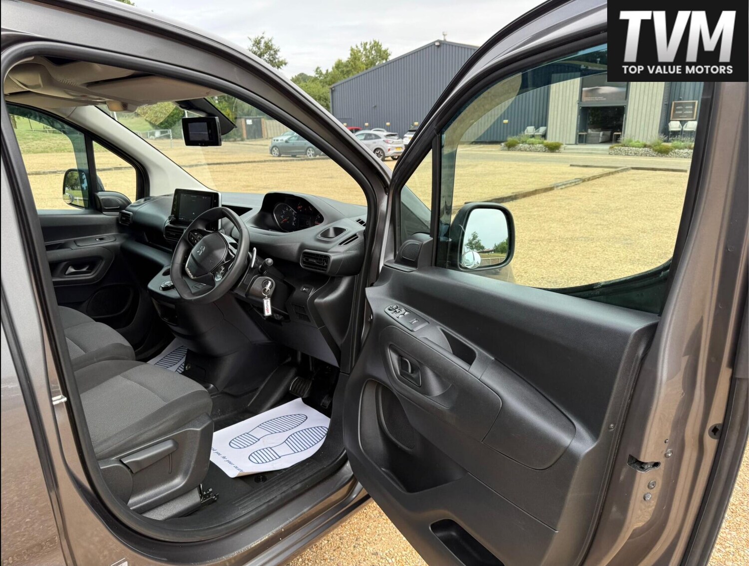 Vehicle 21